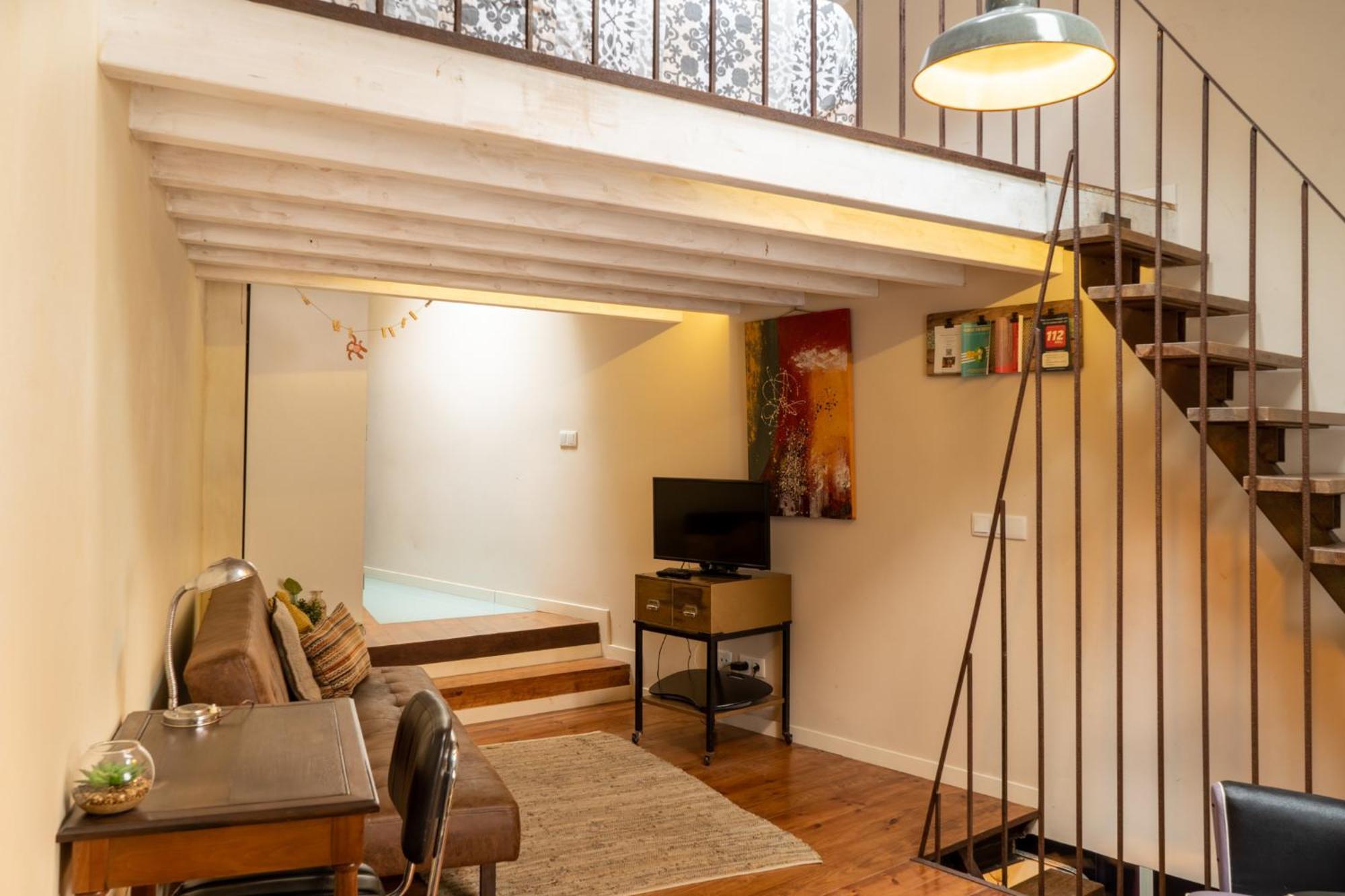 Unique Stylish House In Beautiful Graca Lisboa